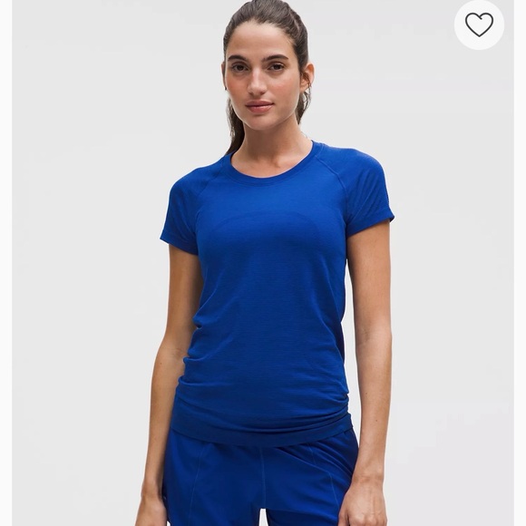 lululemon athletica Tops - 💙 lululemon swiftly tech, short sleeve tee hip length blue size 6